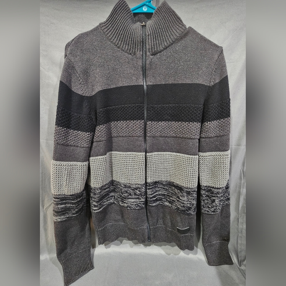 Men's Gray and Black Sweater